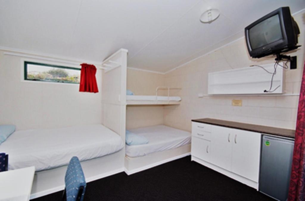 Omokoroa Kiwi Holiday Park Tauranga Pokój zdjęcie